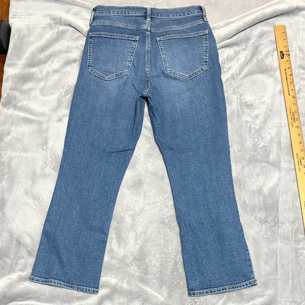 GAP Women's KICK FIT HIGH RISE CROPPED Jeans. - Picture 2 of 8